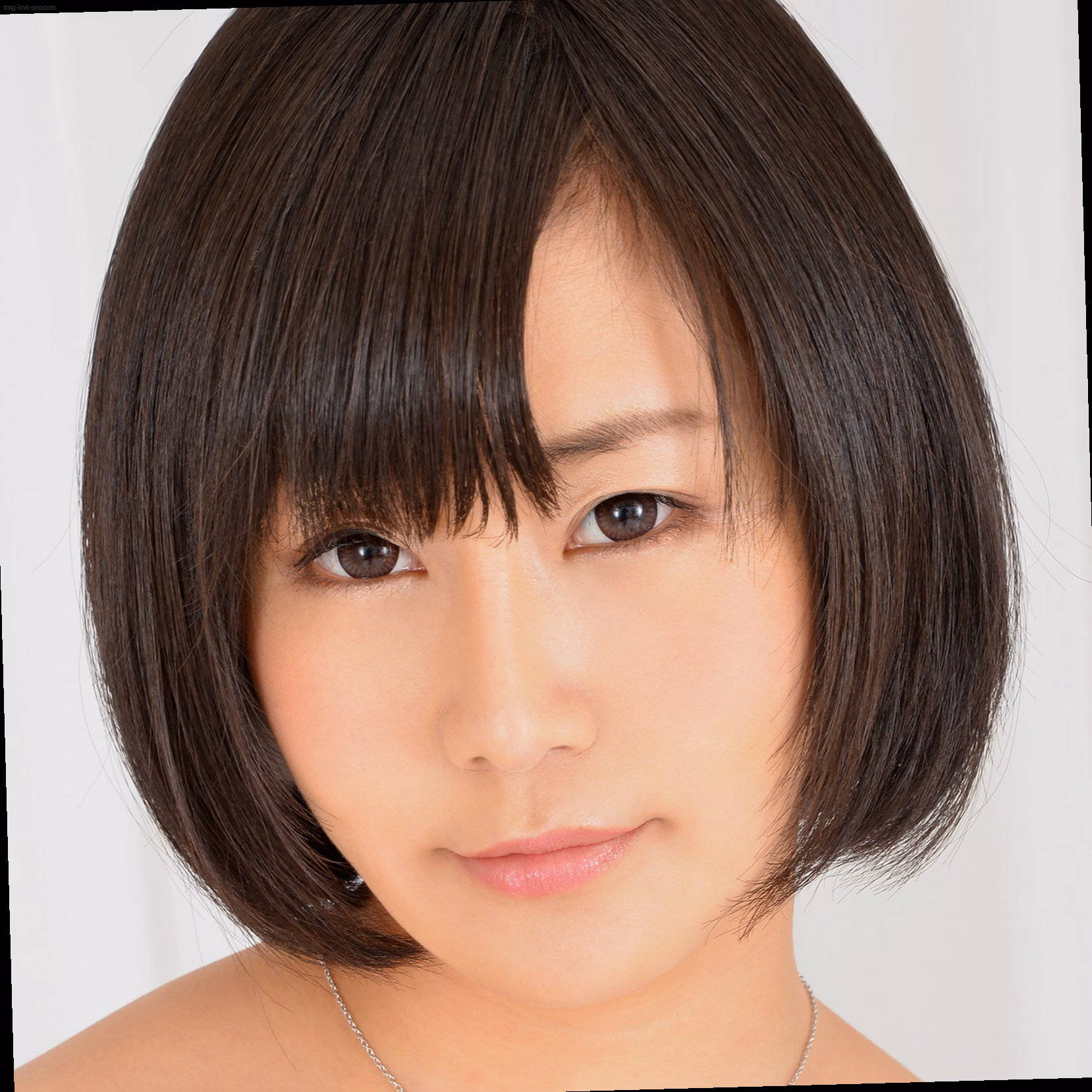 明里ともか
